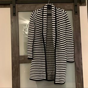 Dynamite Black and White Sweater